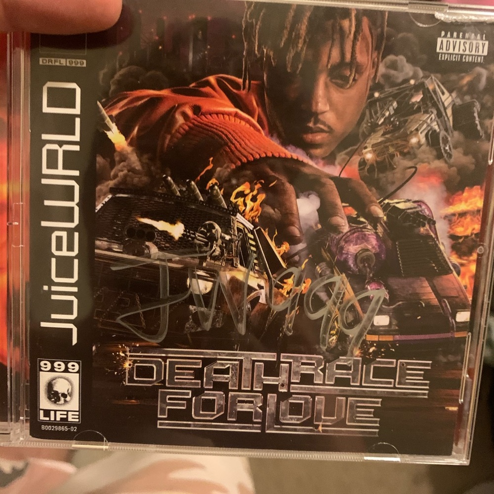 Juice Wrld signed album
